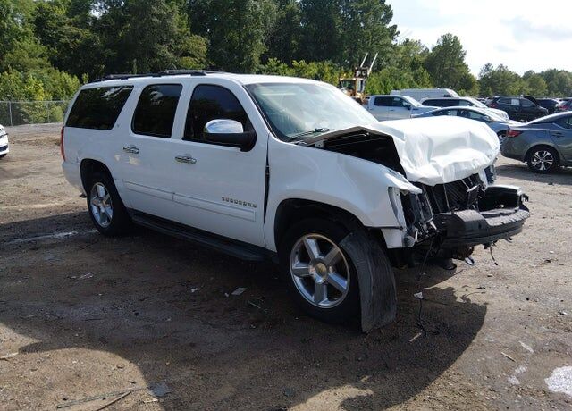 2014 CHEVROLET Suburban