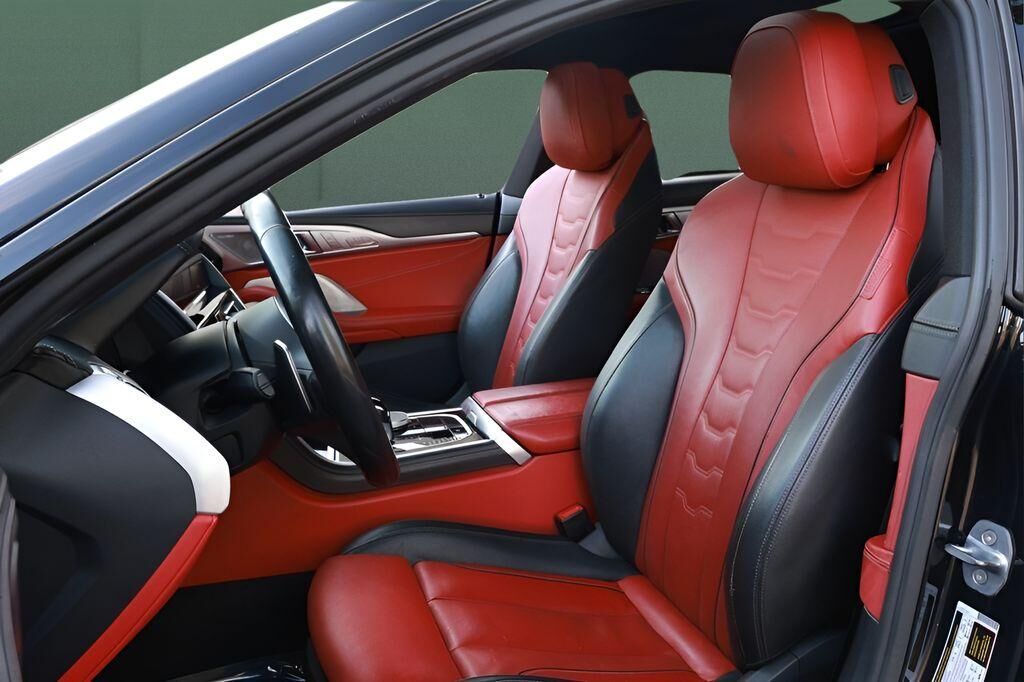 2020 BMW M850i