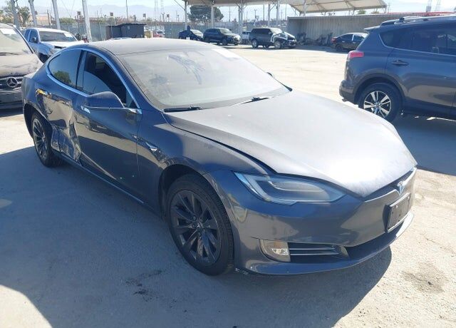 2019 TESLA Model S