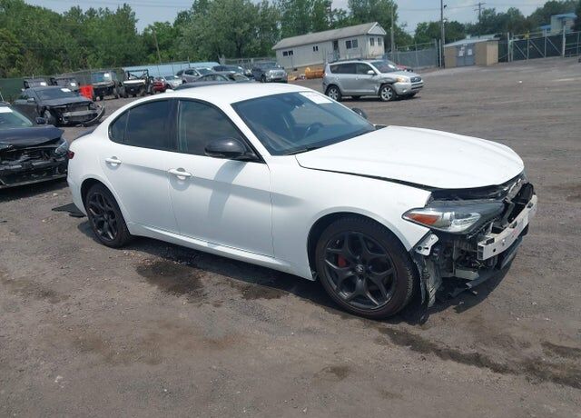 2021 ALFA ROMEO Giulia