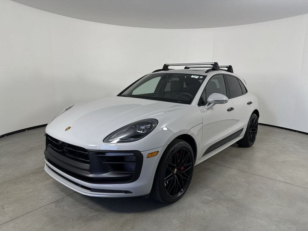 2023 PORSCHE Macan