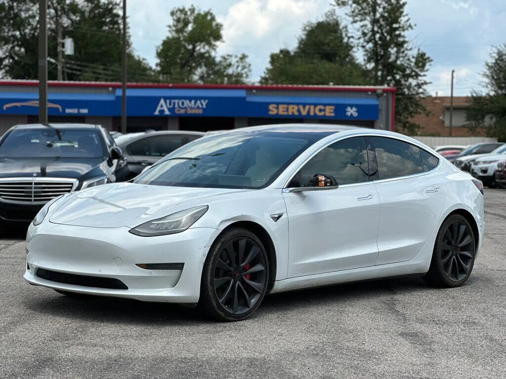 2020 TESLA Model 3