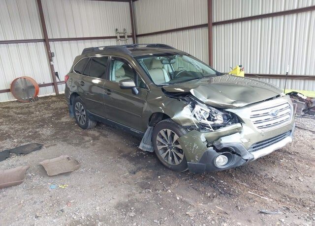 2016 SUBARU Outback