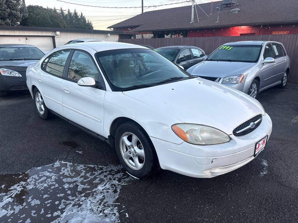 2003 FORD Taurus