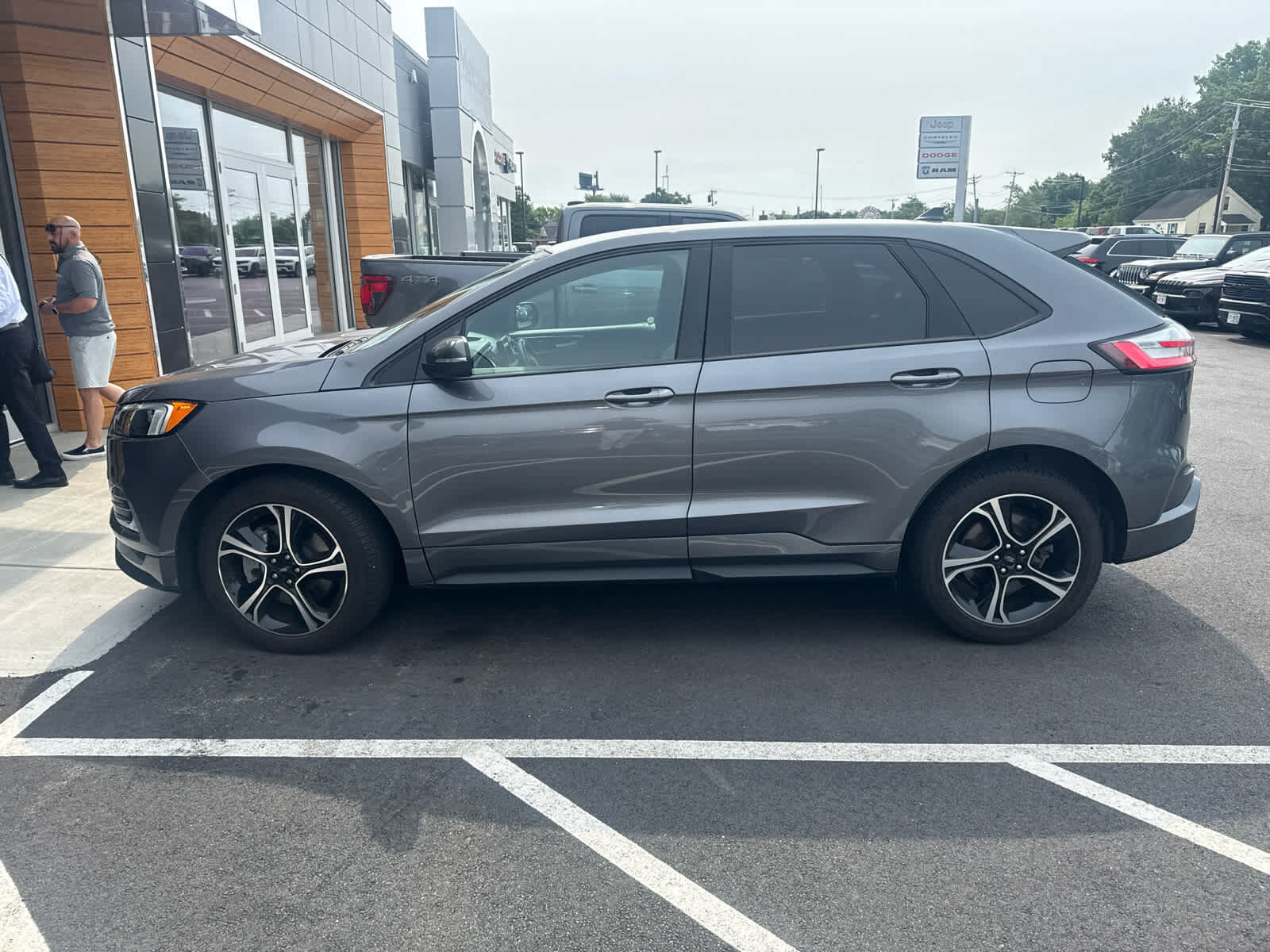2021 FORD Edge