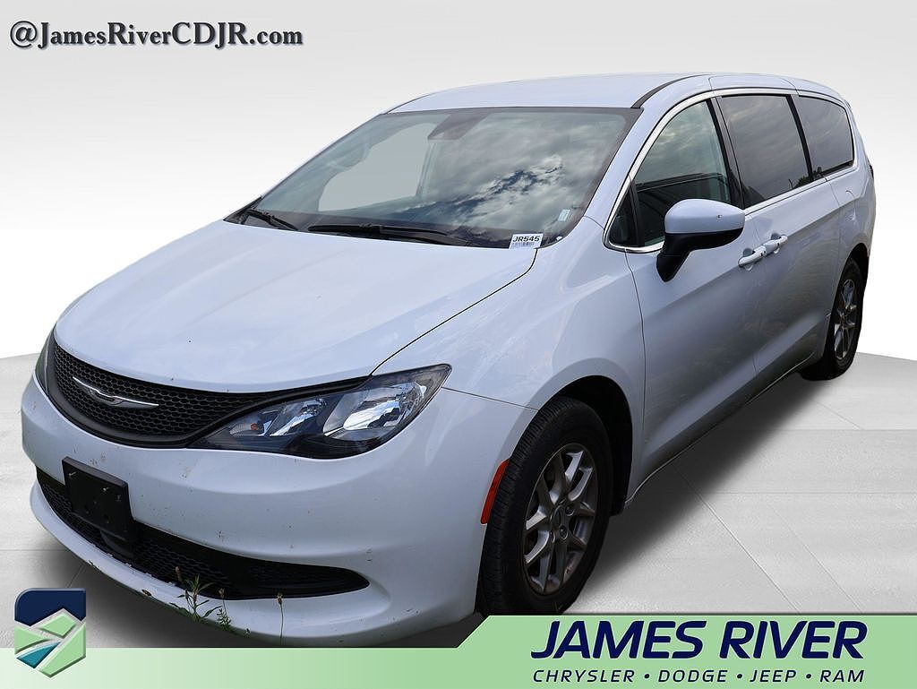 2023 CHRYSLER Voyager