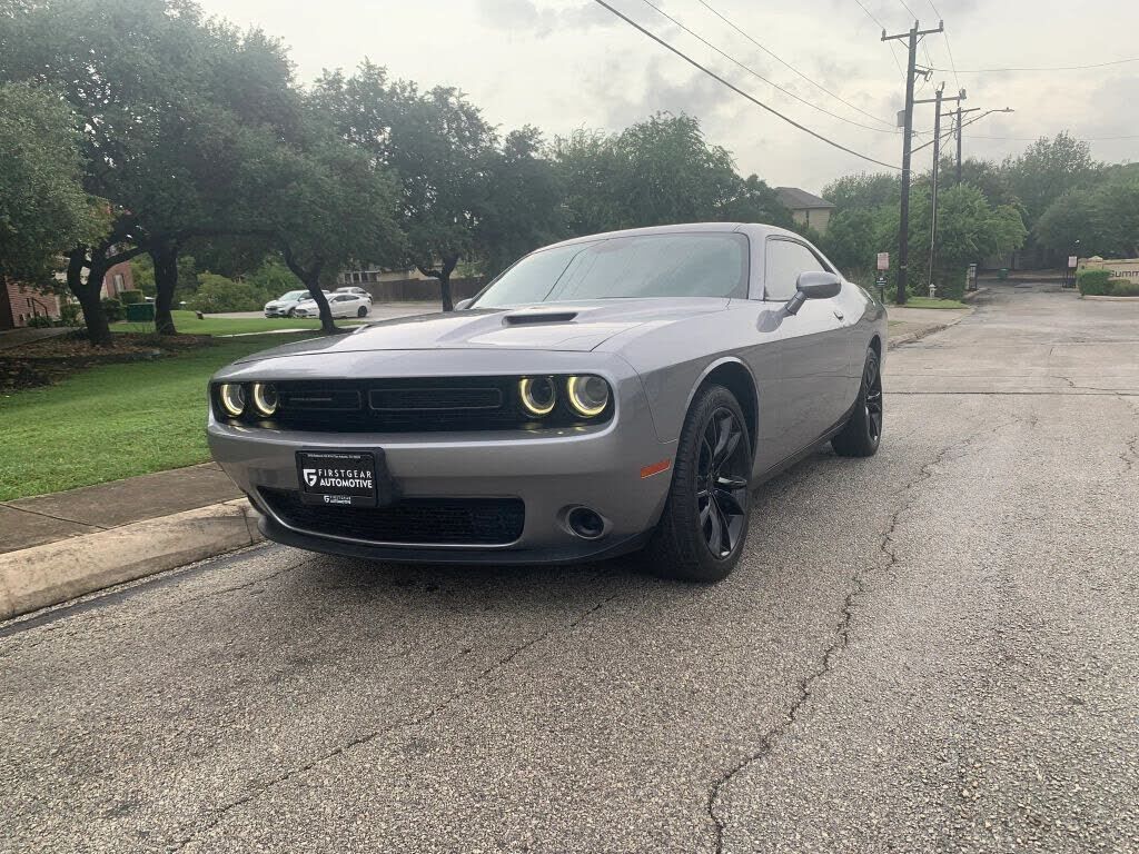 2016 DODGE Challenger