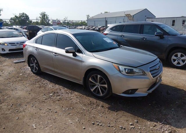 2015 SUBARU Legacy