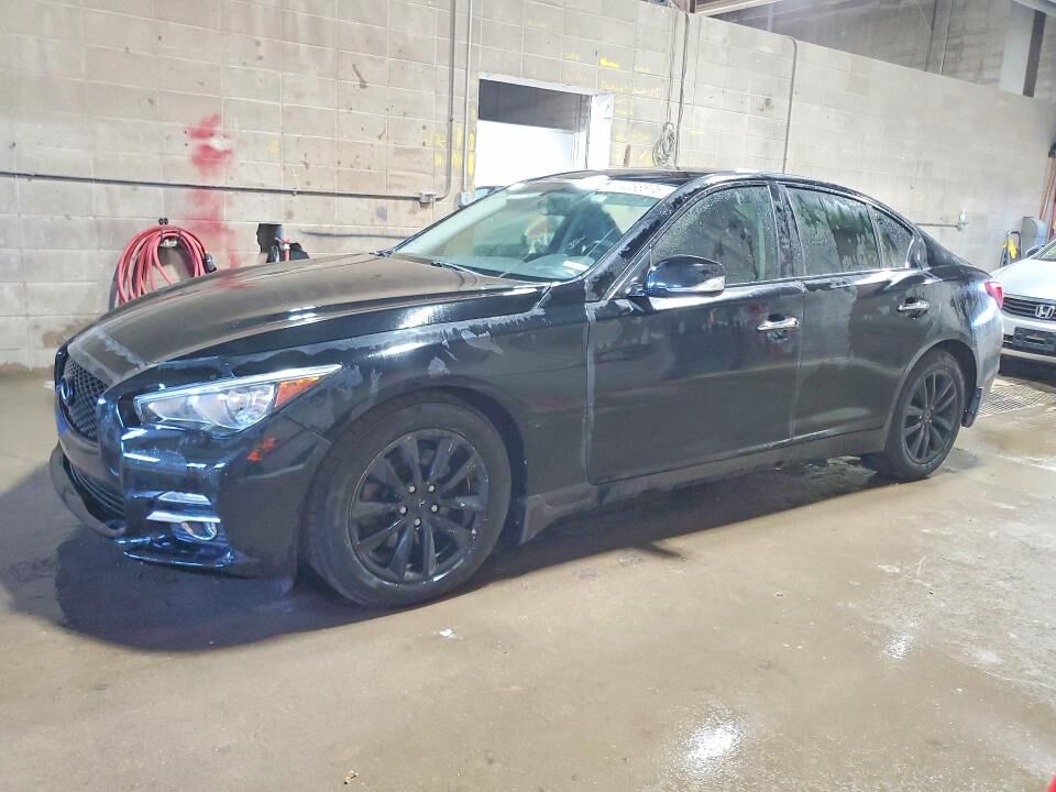 2016 INFINITI Q50