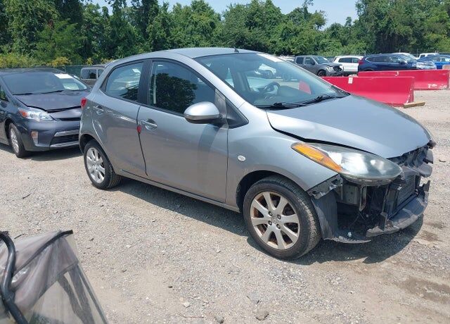 2011 MAZDA Mazda2