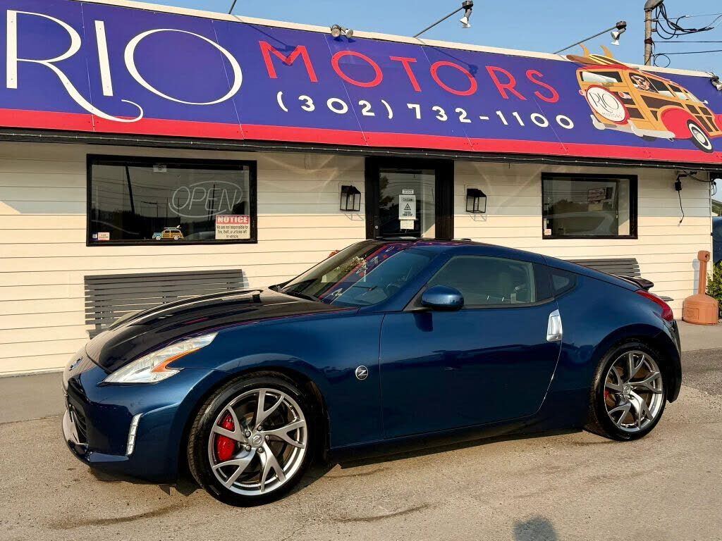 2015 NISSAN 370Z