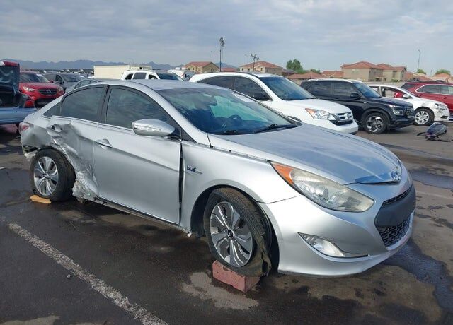 2013 HYUNDAI Sonata
