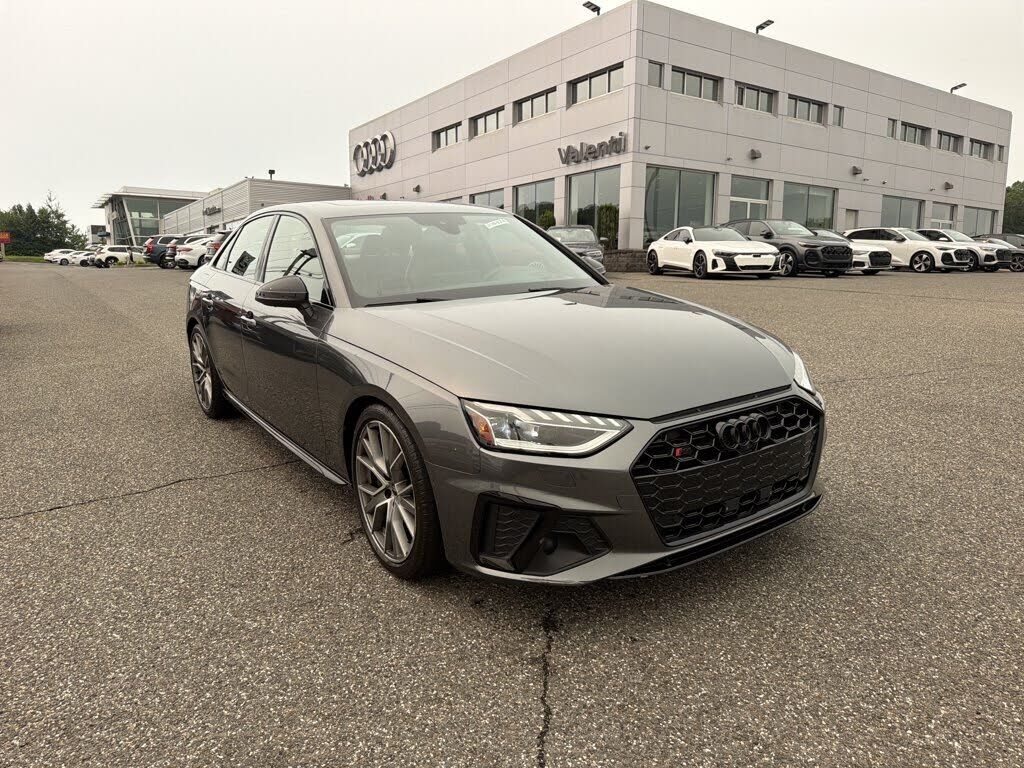 2023 AUDI S4