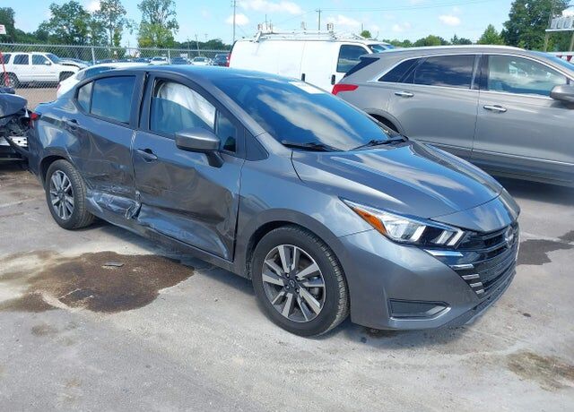 2023 NISSAN Versa