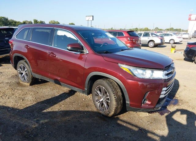 2019 TOYOTA Highlander
