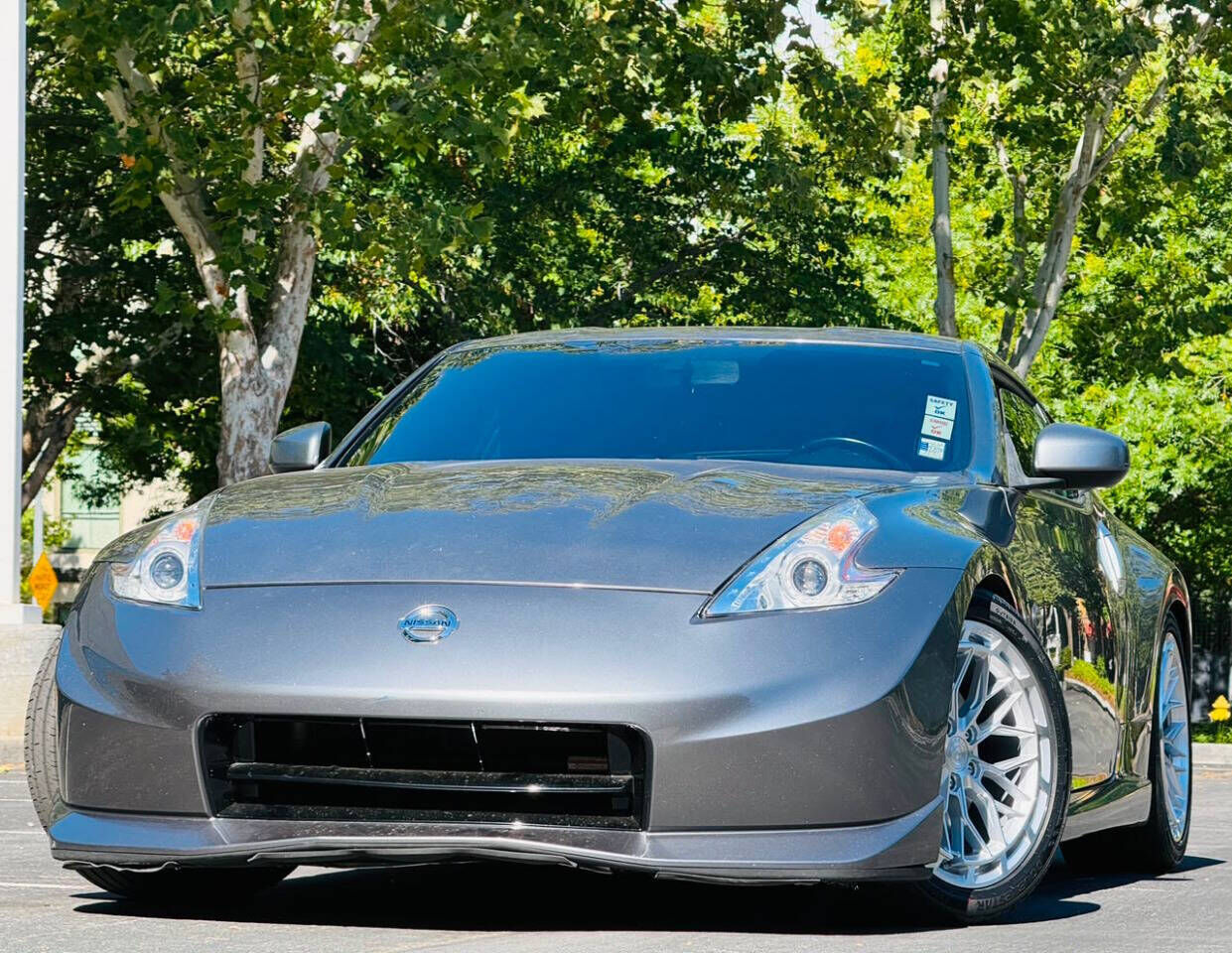 2011 NISSAN 370Z