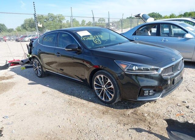 2018 KIA Cadenza