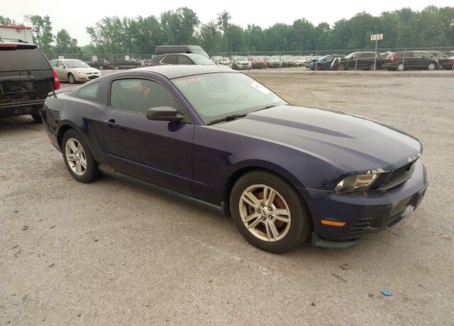 2011 FORD Mustang
