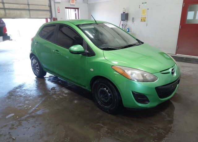 2012 MAZDA Mazda2