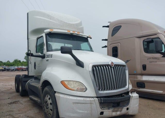 2018 INTERNATIONAL LT625