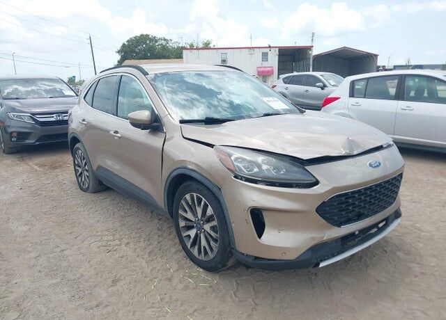 2020 FORD Escape