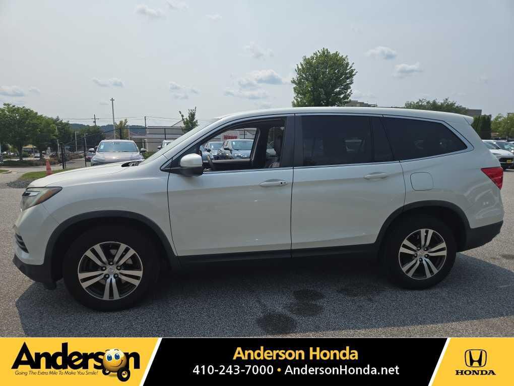 2017 HONDA Pilot