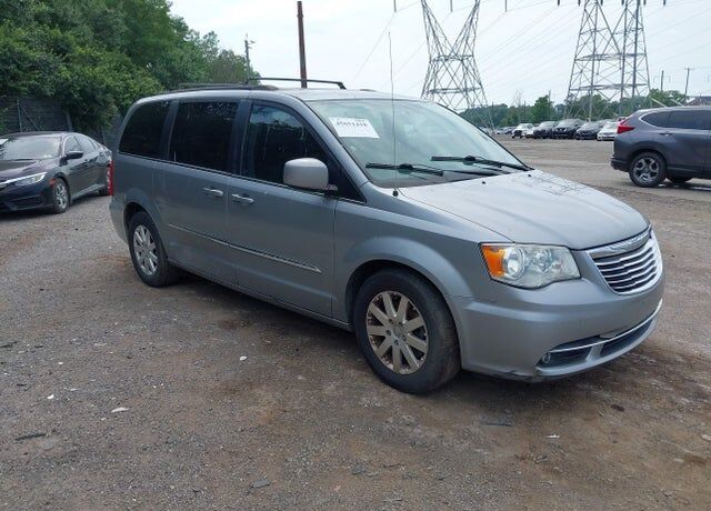 2015 CHRYSLER Town and Country