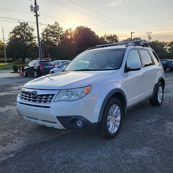 2011 SUBARU Forester