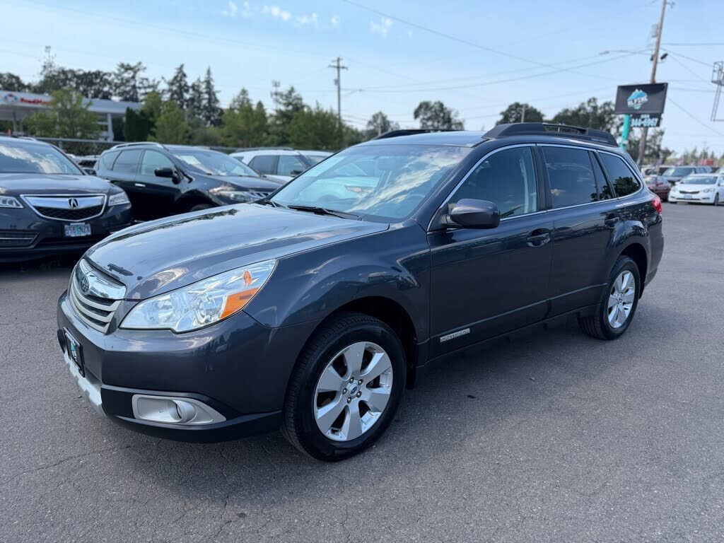 2012 SUBARU Outback