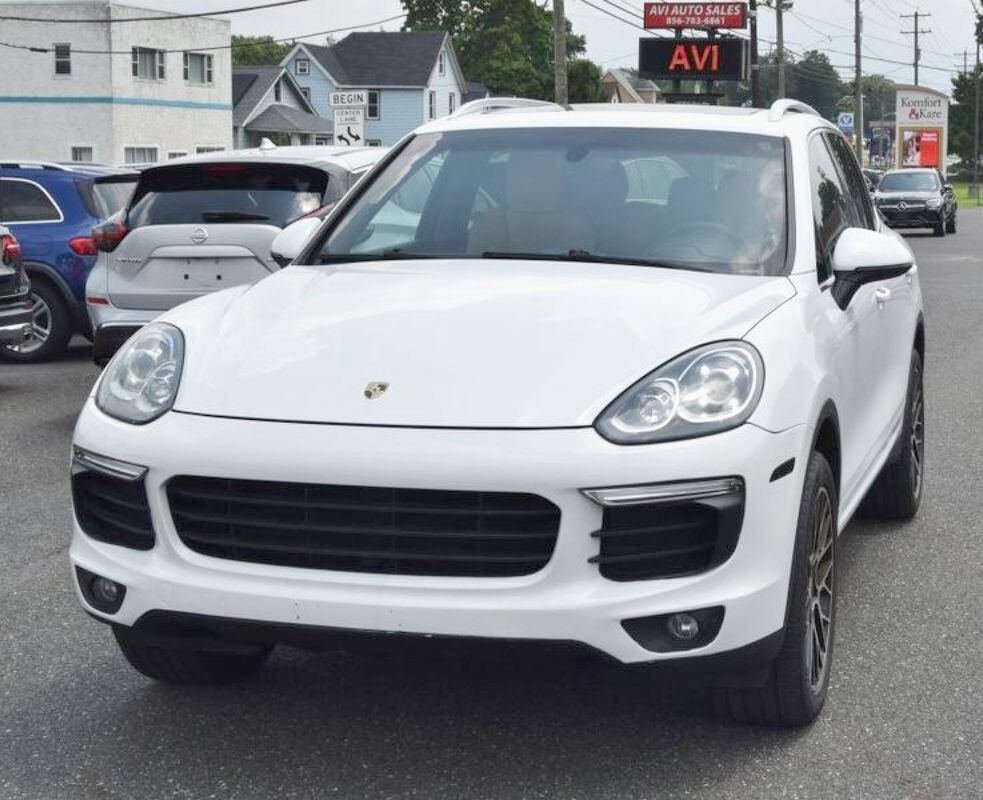 2016 PORSCHE Cayenne