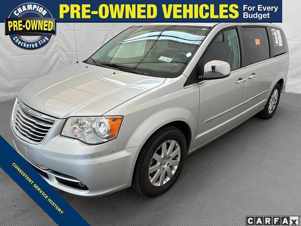 2012 CHRYSLER Town and Country