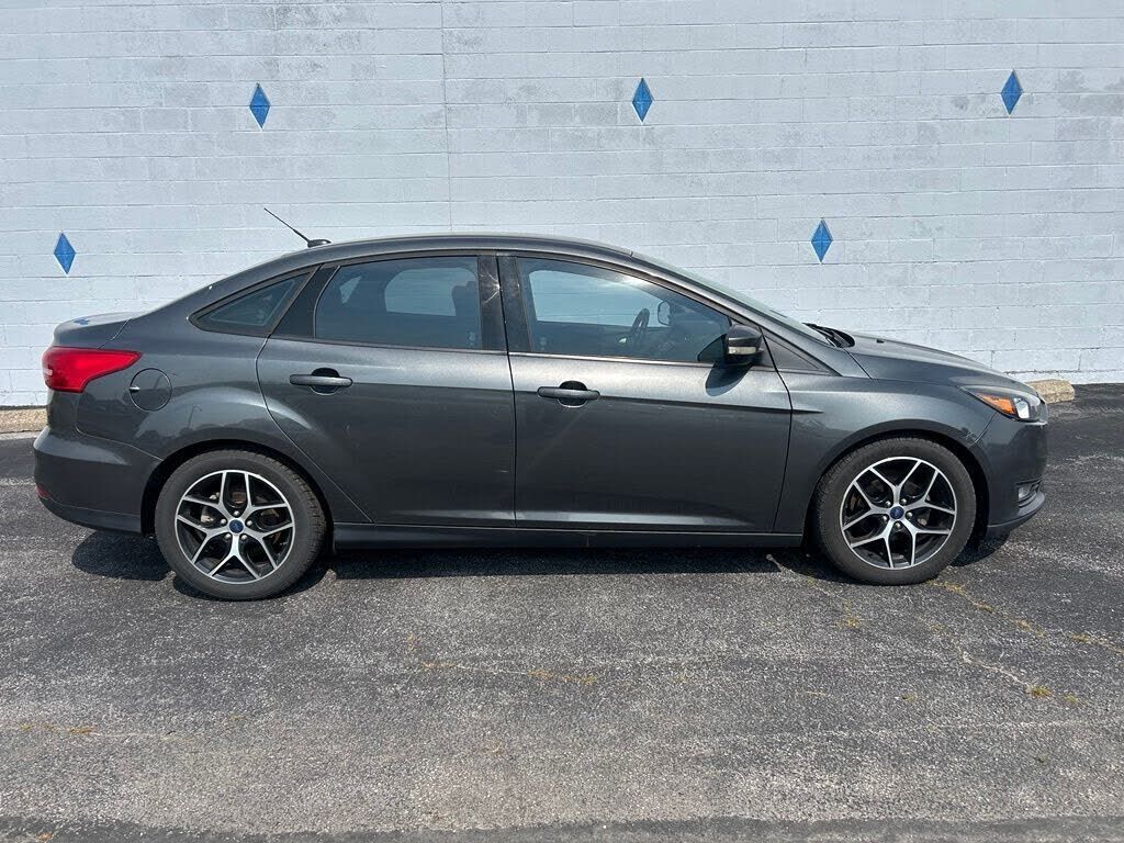 2017 FORD Focus