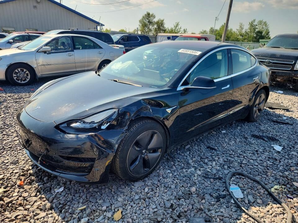 2018 TESLA Model 3