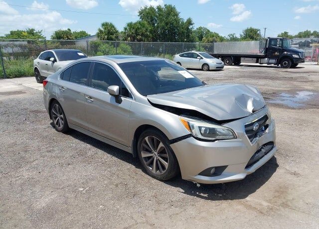 2015 SUBARU Legacy