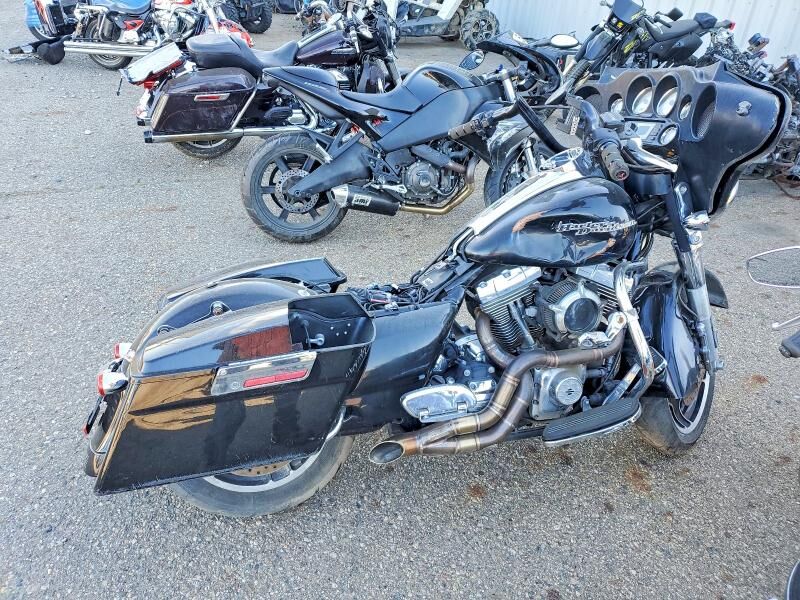 2013 HARLEY DAVIDSON Street Glide