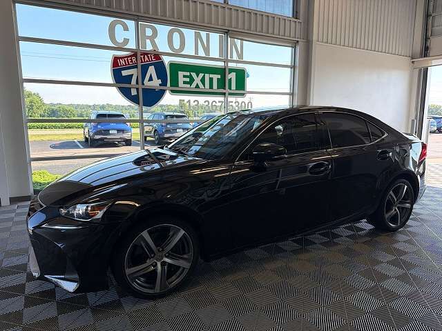 2017 LEXUS IS
