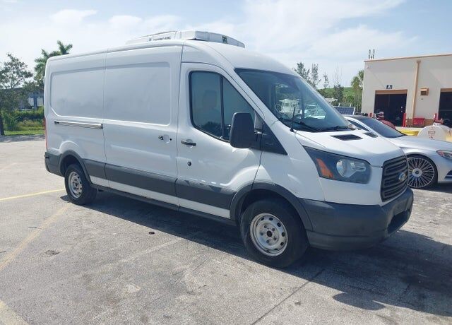 2017 FORD Transit