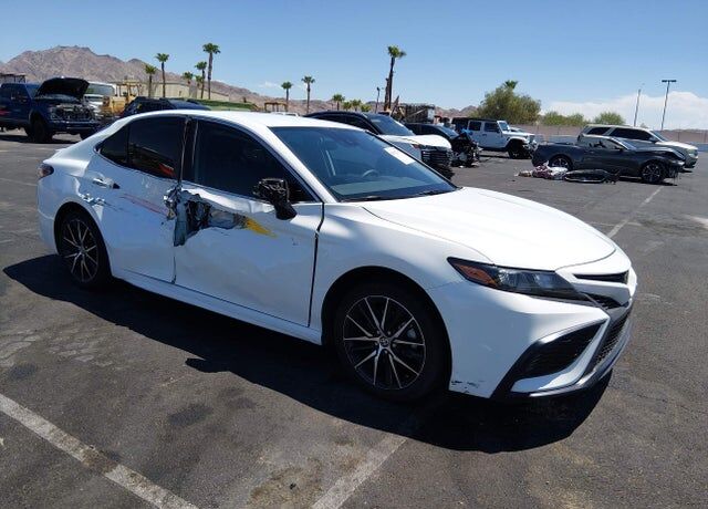 2024 TOYOTA Camry