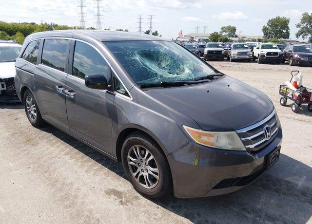 2013 HONDA Odyssey