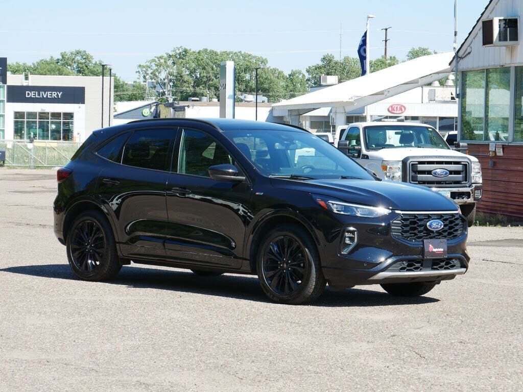 2023 FORD Escape