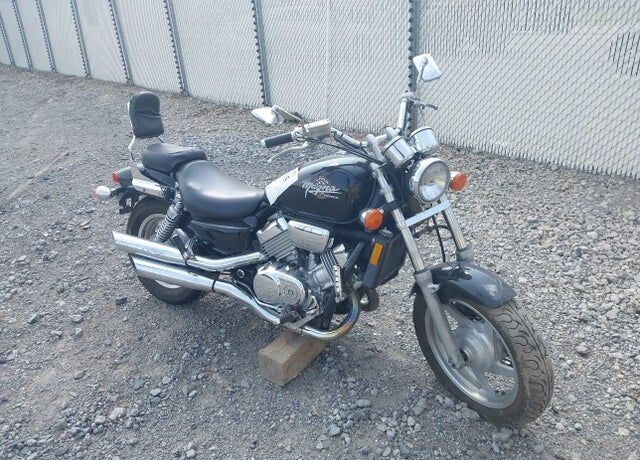 1994 HONDA VF750C
