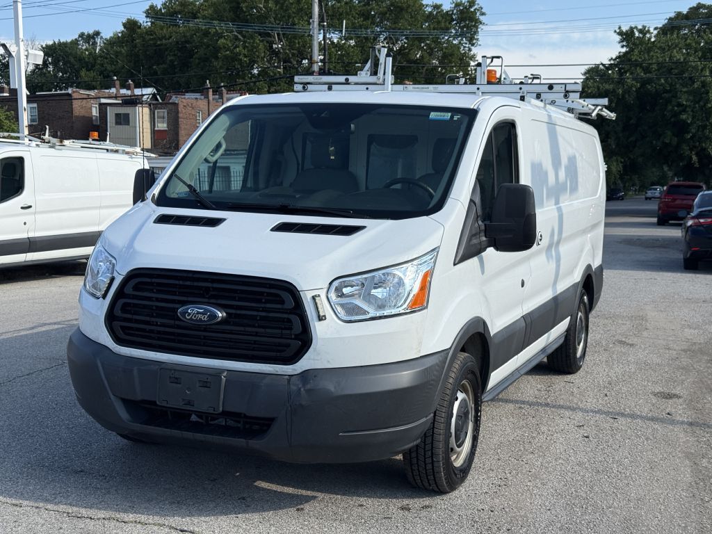 2017 FORD Transit