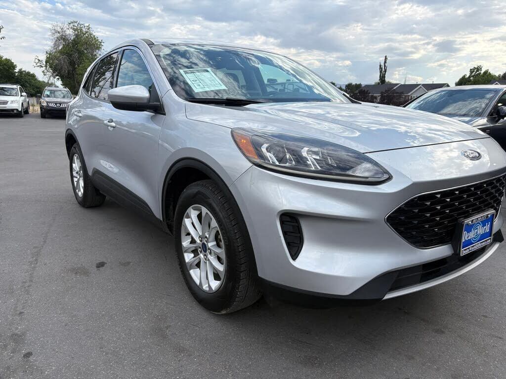 2020 FORD Escape