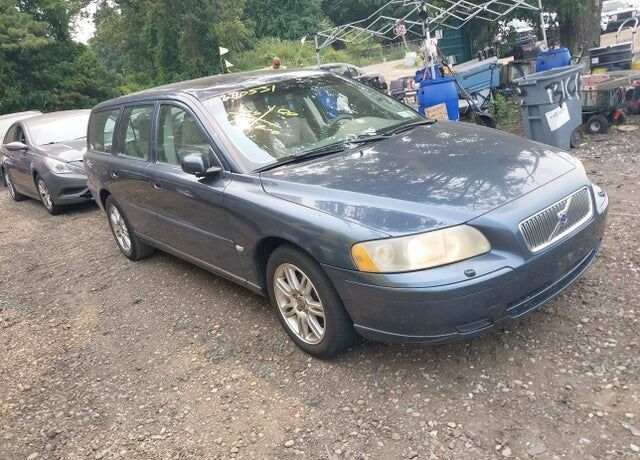 2006 VOLVO V70