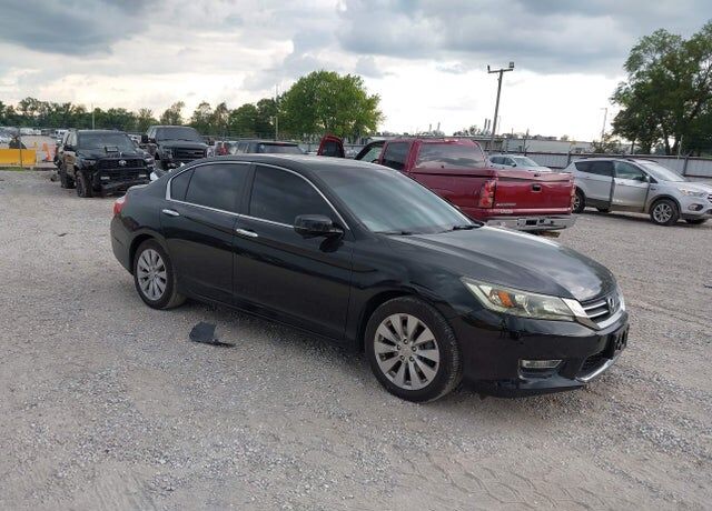 2013 HONDA Accord