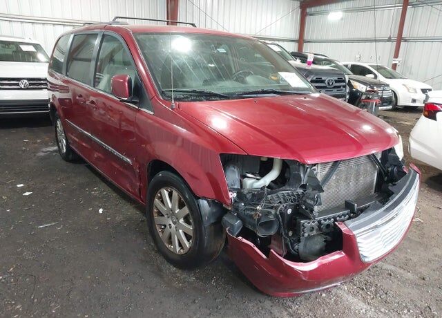 2014 CHRYSLER Town and Country