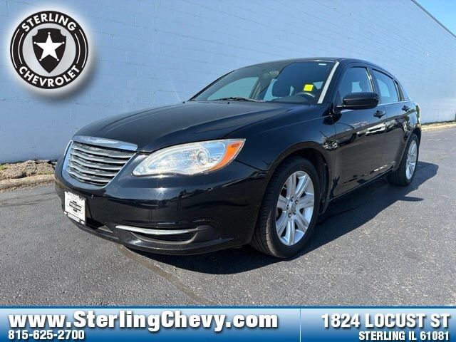 2013 CHRYSLER 200