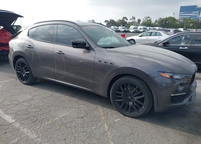 2022 MASERATI Levante