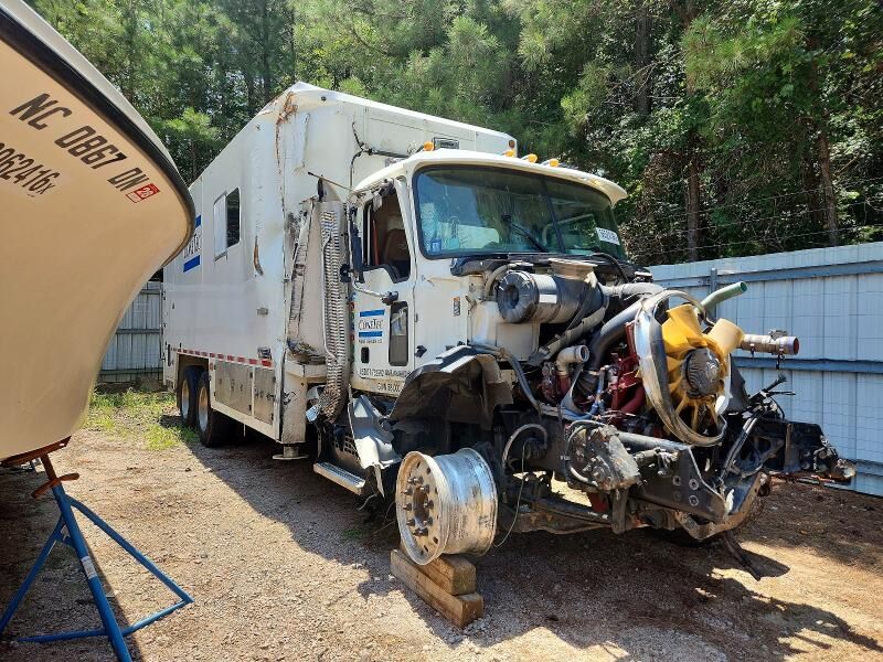 2018 MACK GU