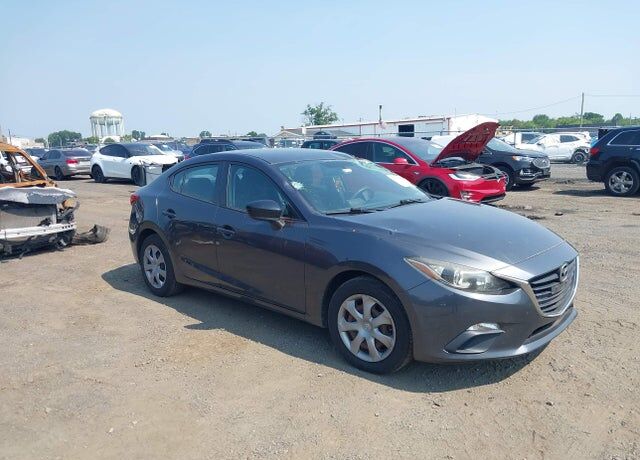 2015 MAZDA Mazda3